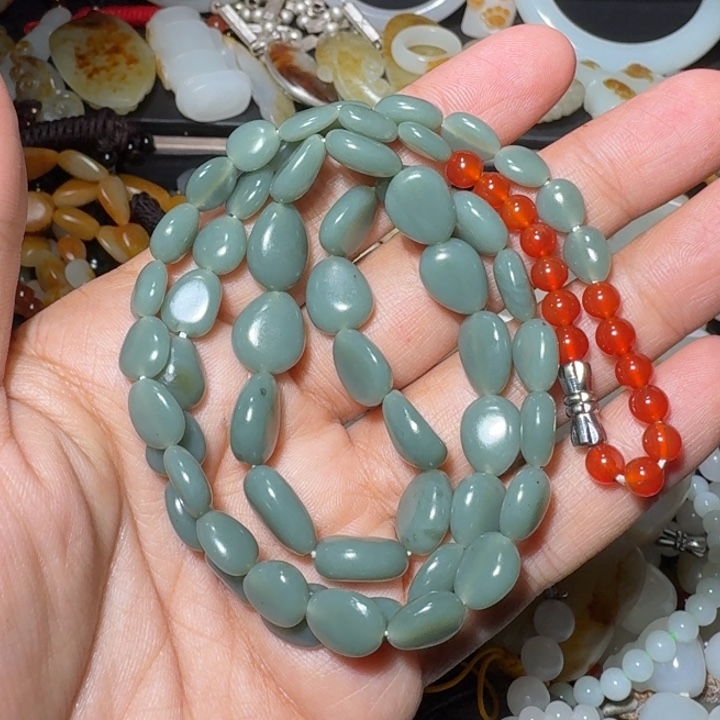 和田玉未镶嵌项链