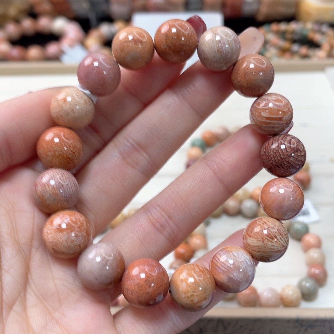 硅化珊瑚（珊瑚玉）手链未镶嵌今**分082