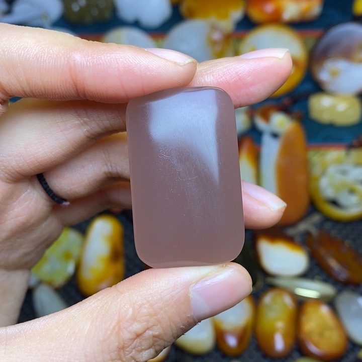 和田玉未镶嵌吊坠(赠链)