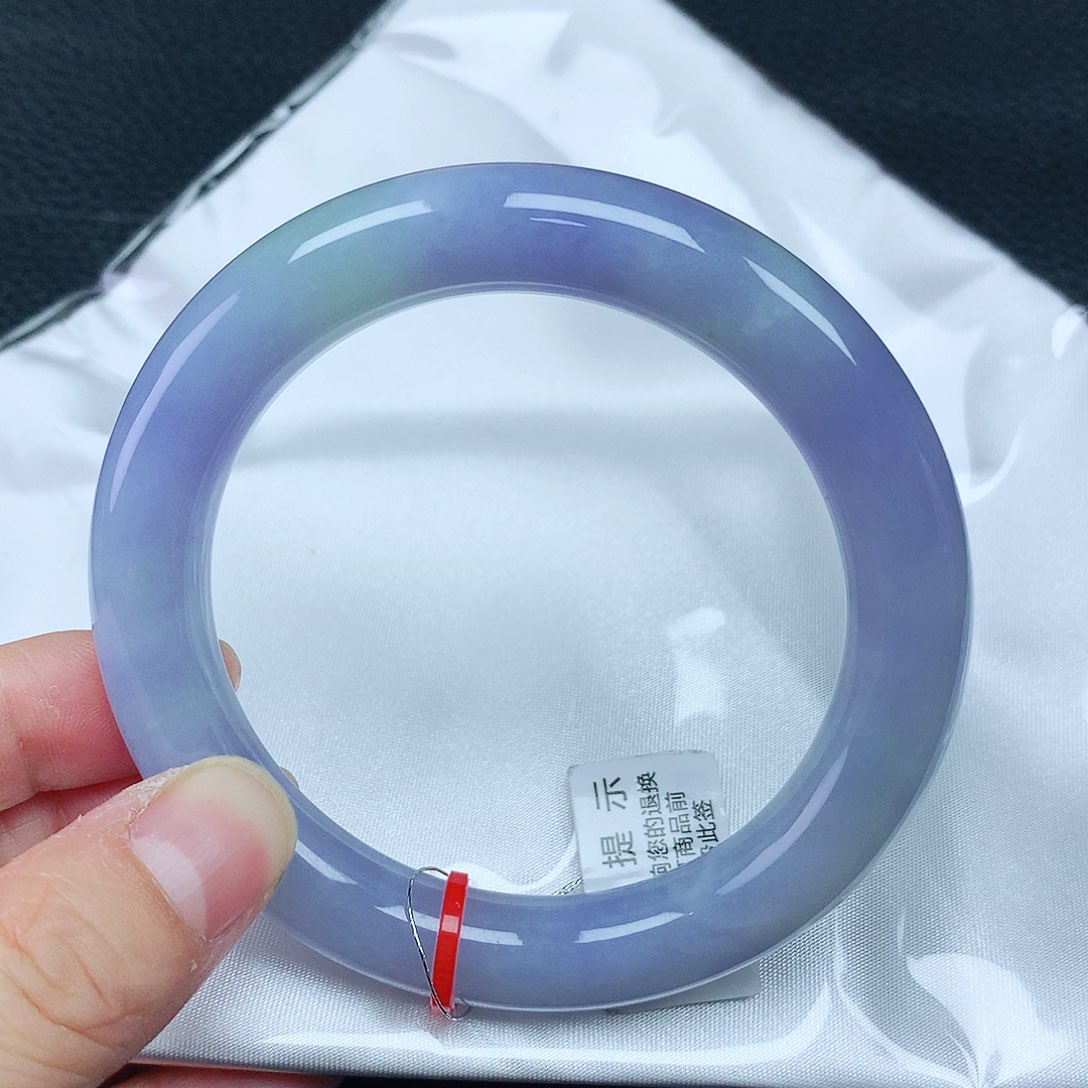 翡翠手镯未镶嵌56胖