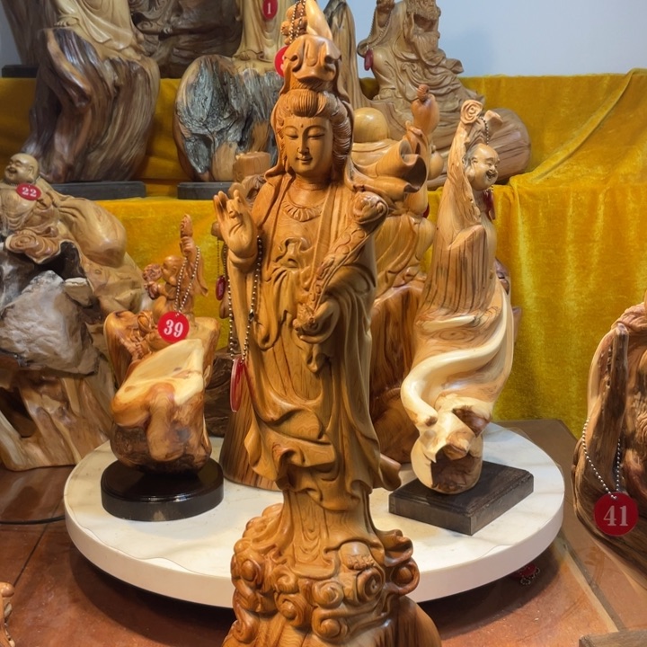 柏木（崖柏）用****5崖柏  观音