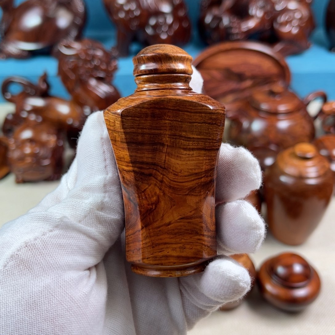 黄花梨/降香黄檀把件罐子