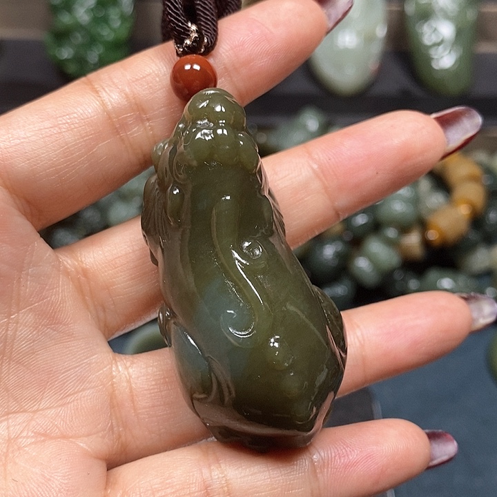 和田玉挂件未镶嵌