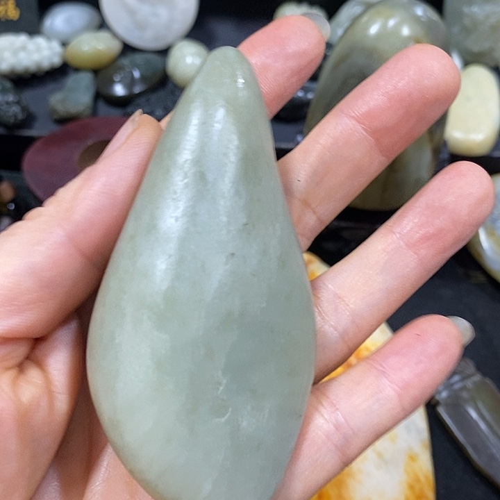 未镶嵌和田玉（糖玉）挂件