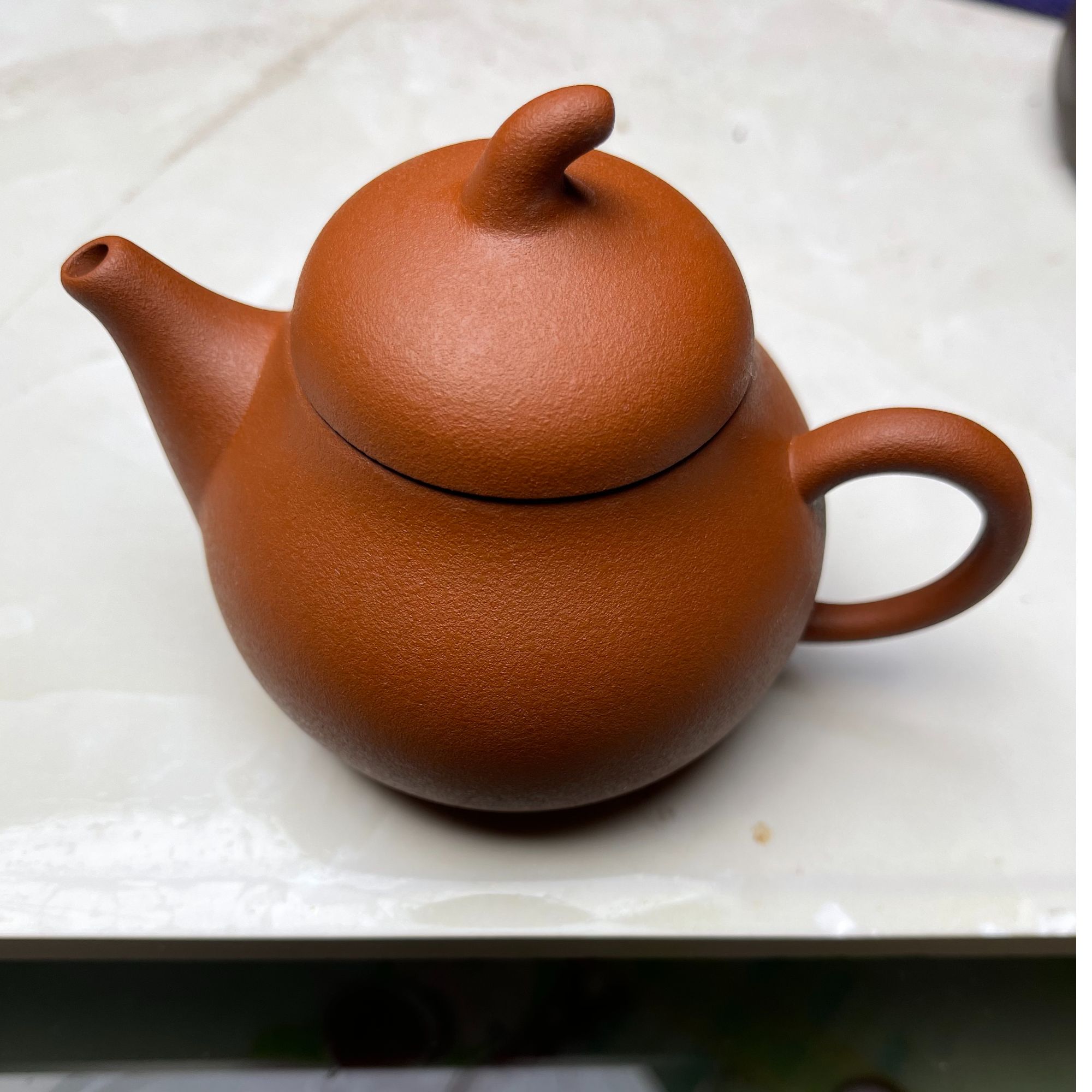 紫砂原矿梨形紫砂壶