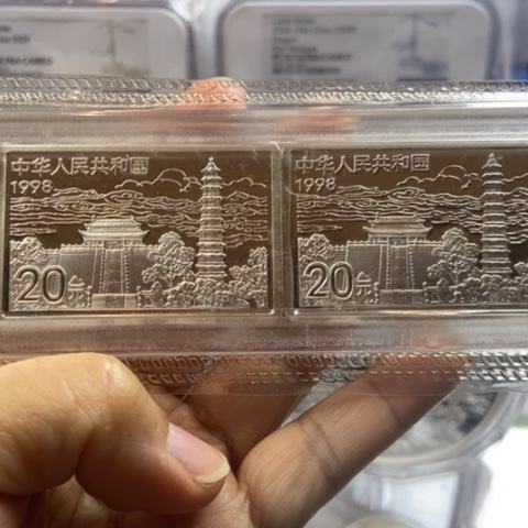 纯银1998年清明上河图银币带原盒原证