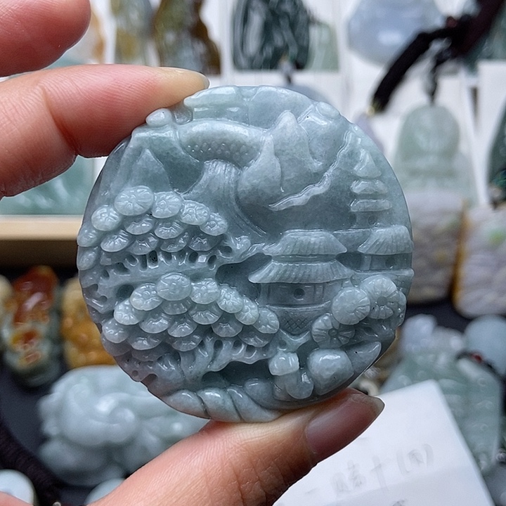 翡翠吊坠(不含链)未镶嵌翡翠