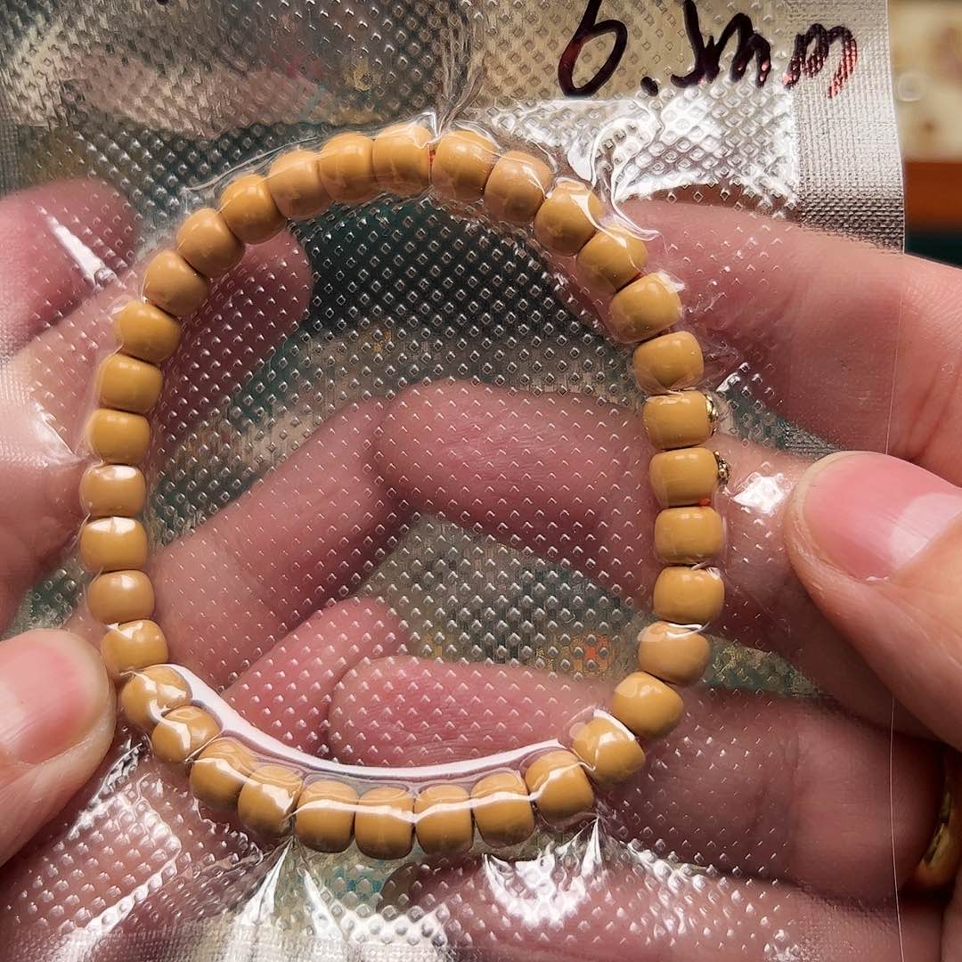 猴头核桃吊坠手串搭配