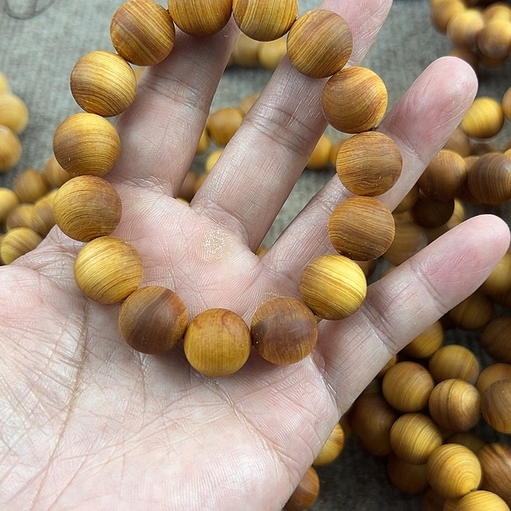 木太行崖柏1.5陈化。。。。。