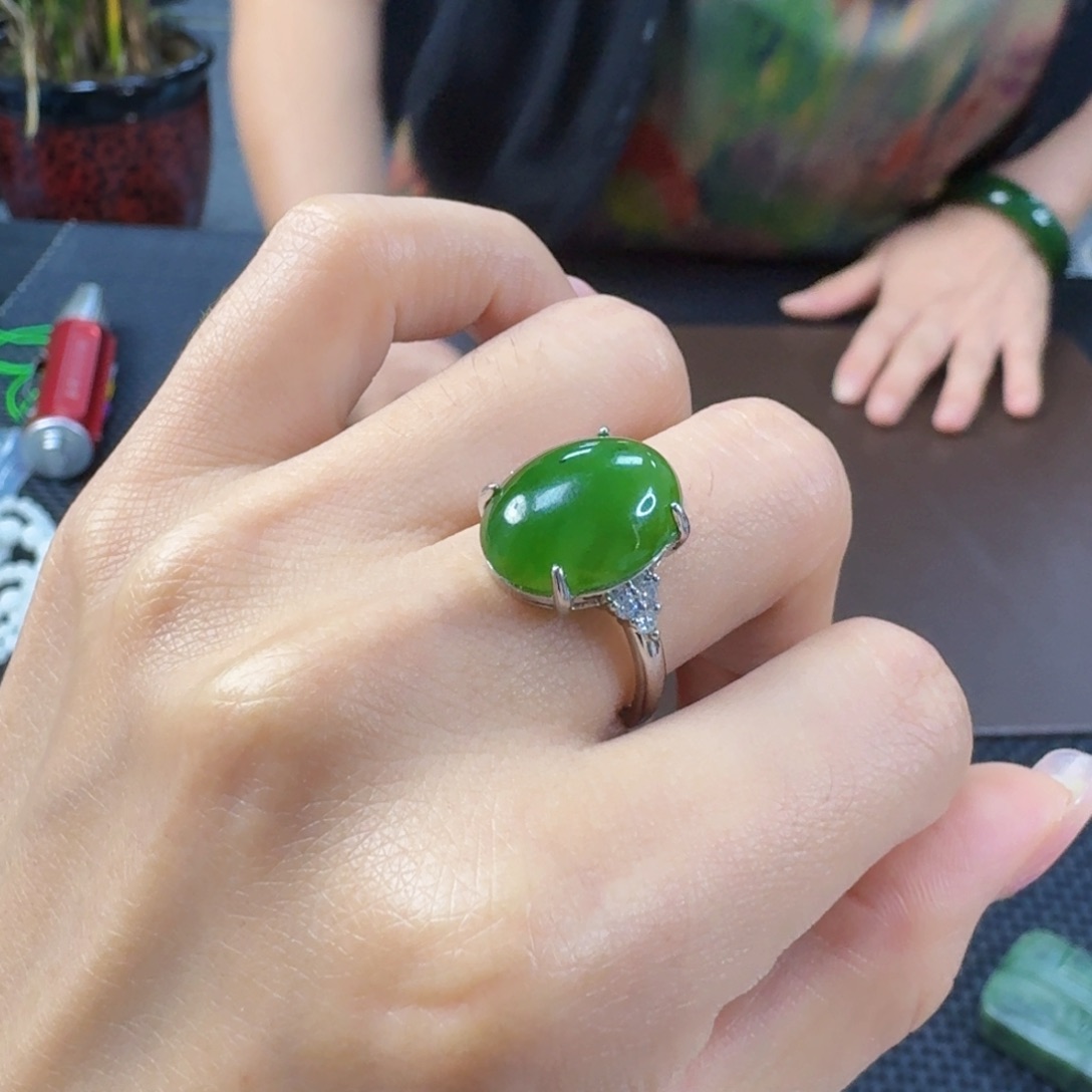 和田玉（碧玉）戒指合金