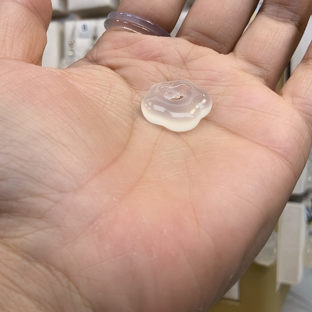 玛瑙/玉髓颈饰未镶嵌?****圆