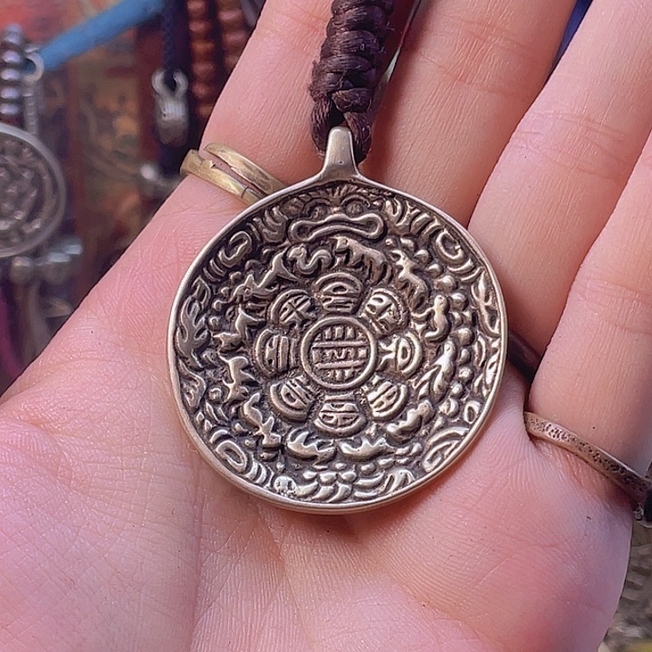 眉眉蛙嘴九宫八卦牌子一个天铁银九宫