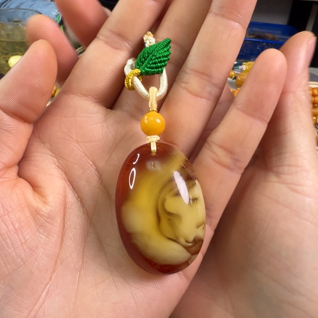 琥珀裸石未镶嵌蜜蜡