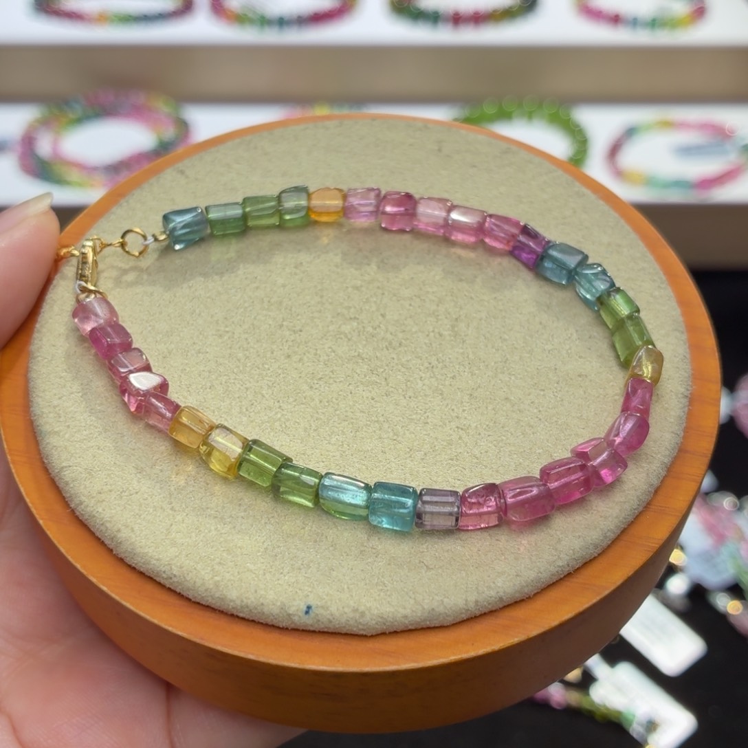 丹***～手串未镶嵌碧玺两天看货期