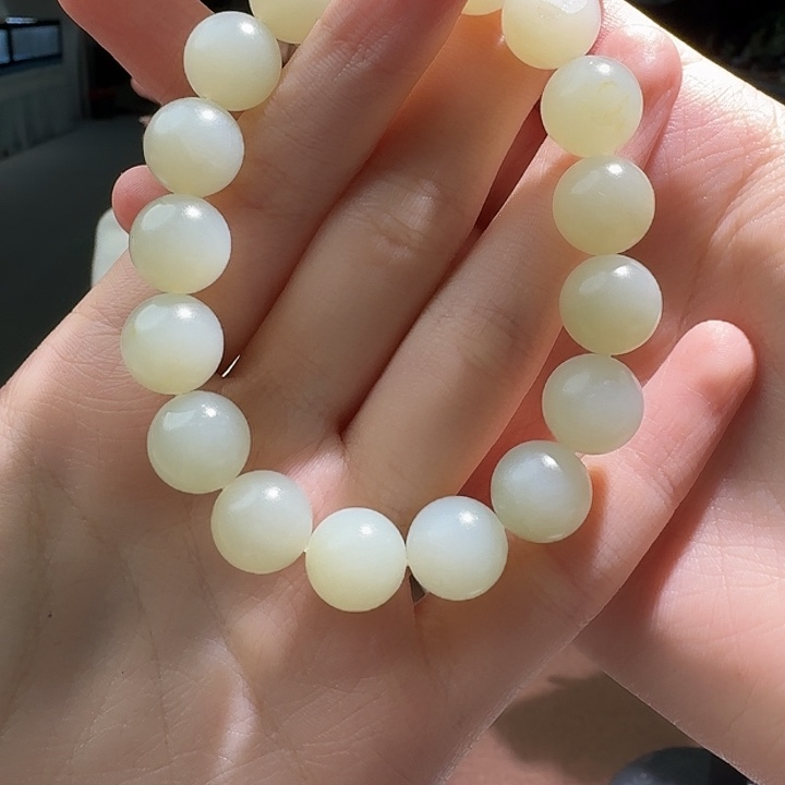 和田玉未镶嵌手串工厂清货，不退不换，多样性拍一发一