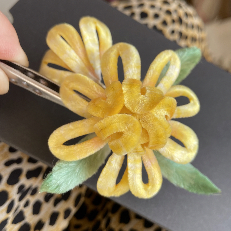非遗绒花手工制作胖绒梅花