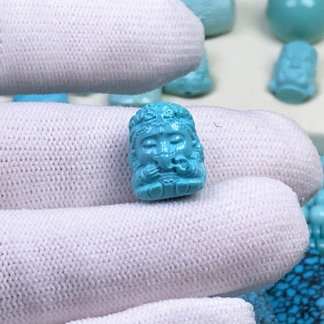 绿松石玉化蓝象神未镶嵌