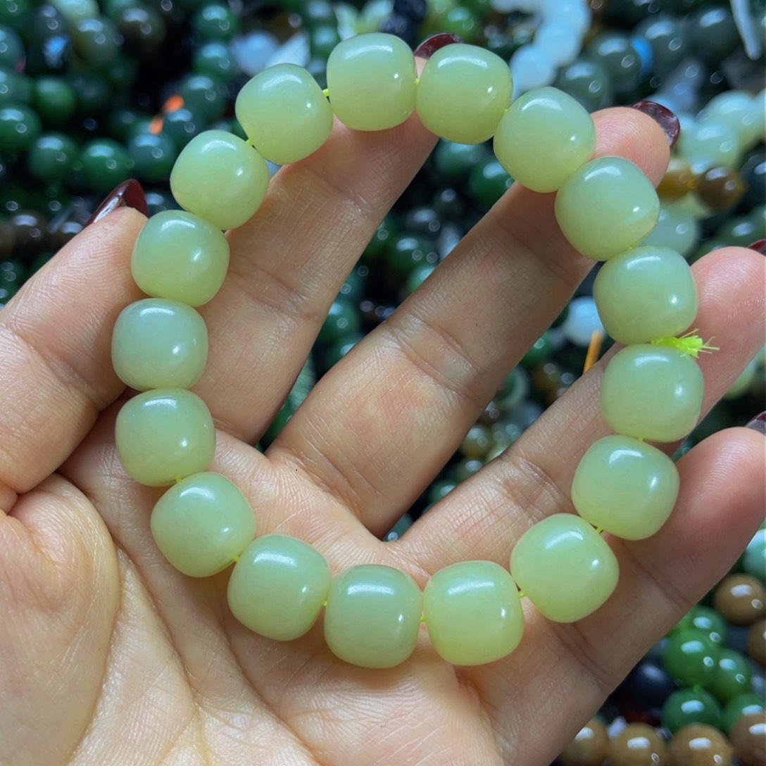 未镶嵌手链和田玉