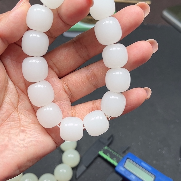 和田玉（白玉）未镶嵌颈饰