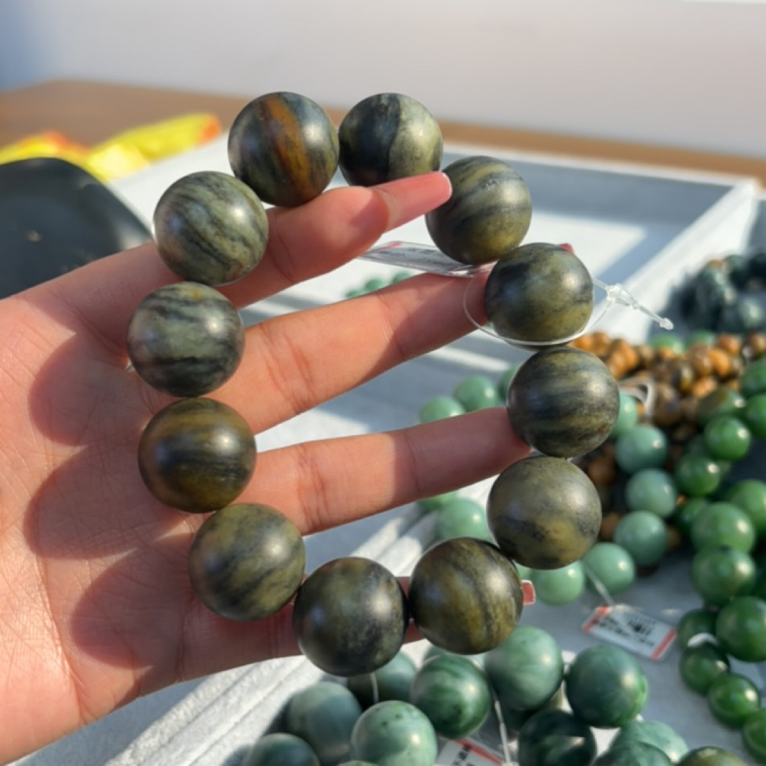 和田玉手串1228d拍一发一