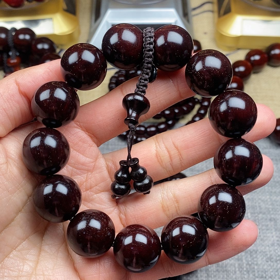 檀香紫檀（小叶紫檀）1.8多星