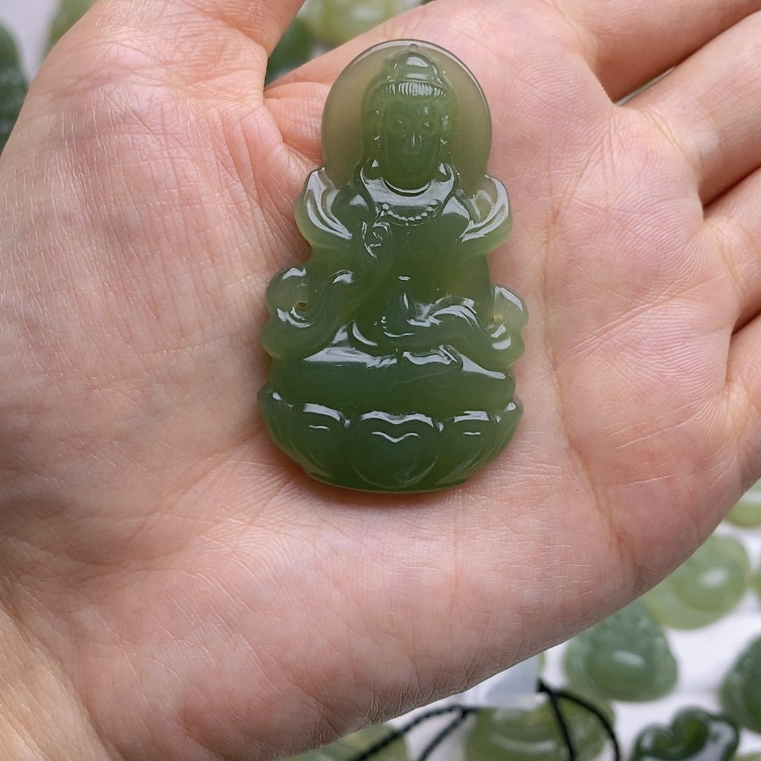 和田玉颈饰未镶嵌