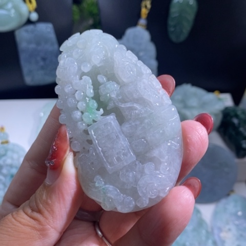 【闪购商品】颈饰未镶嵌翡翠观音