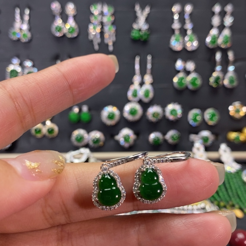 【闪购商品】翡翠耳饰银S925镀金镶嵌