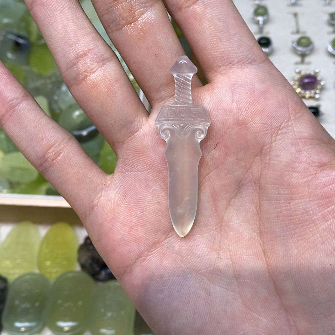 岫玉未镶嵌吊坠(不含链)