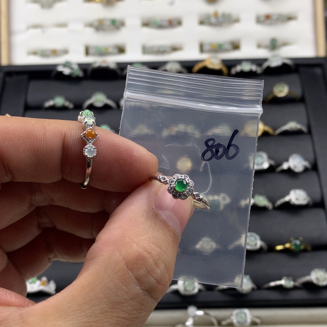 妮***妮翡翠银S925镀金镶嵌戒指806