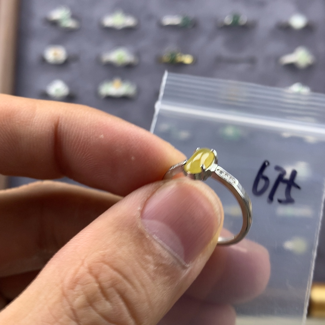 大***️翡翠未镶嵌戒指675