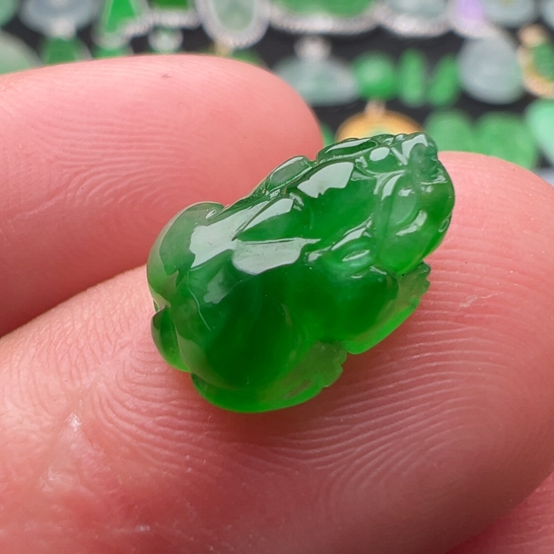 翡翠颈饰未镶嵌 貔貅12.4