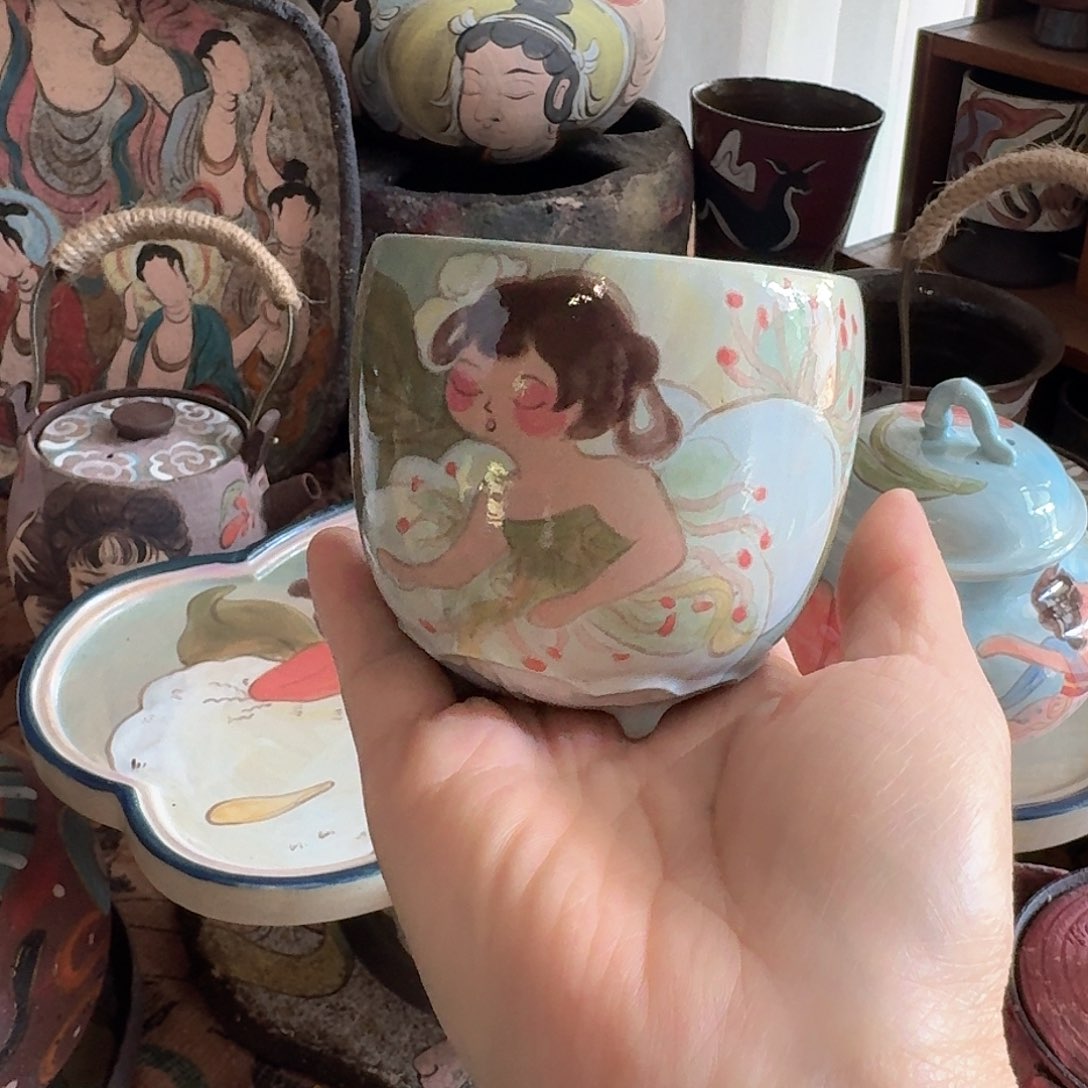 手工制作各种精美陶瓷