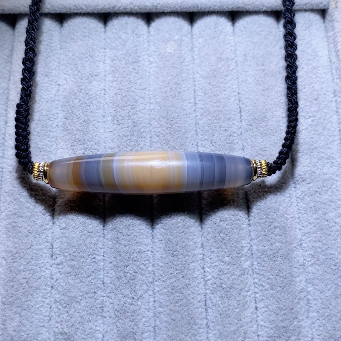 玛瑙/玉髓颈饰未镶嵌不**旅