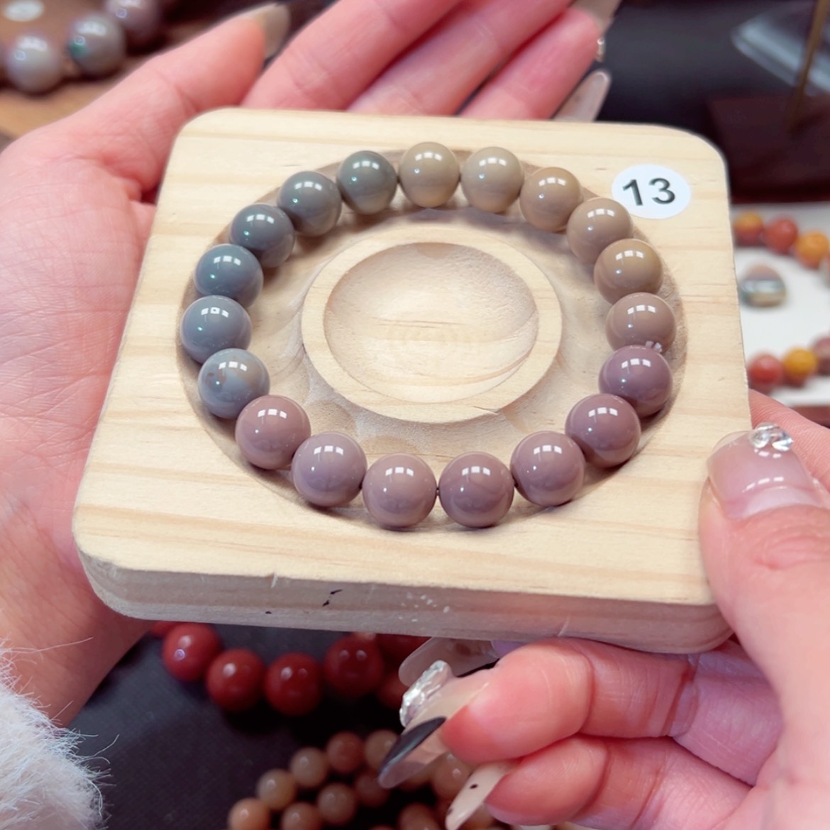 【闪购商品】石英质玉手链未镶嵌喜**～39