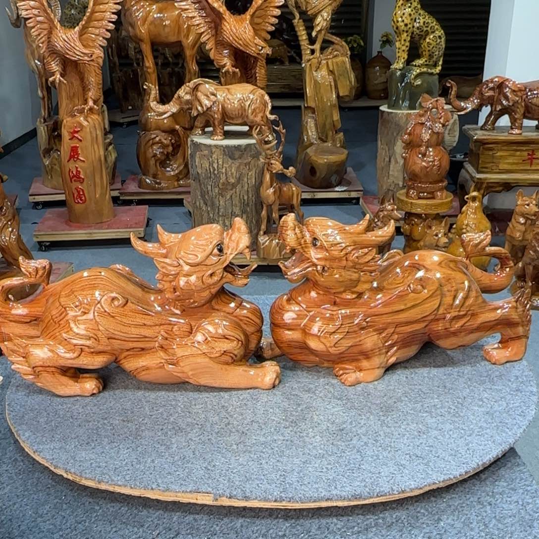误***途木貔貅实木工艺品摆件一对43-25-15