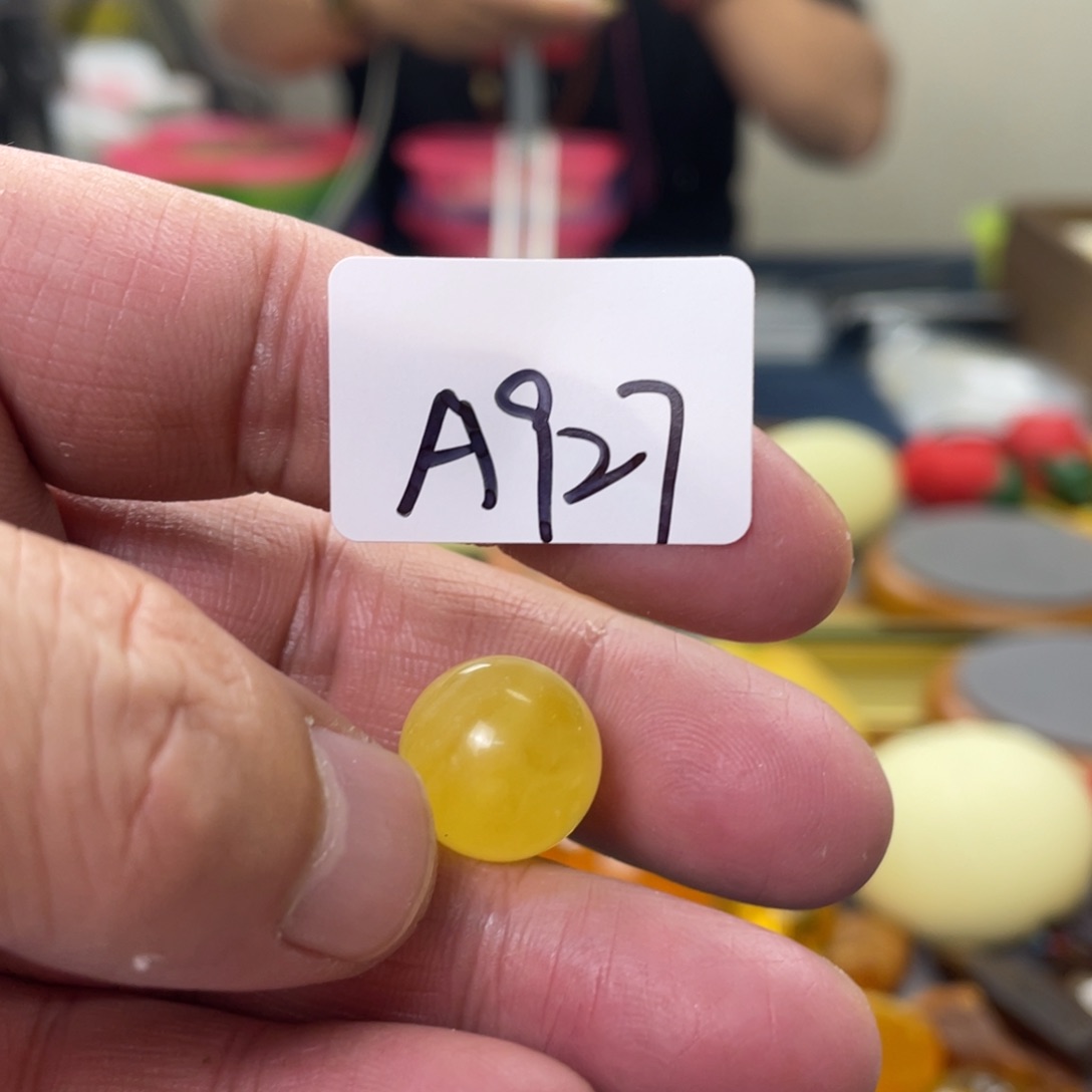 手链琥珀未镶嵌多样性发，发其中一件