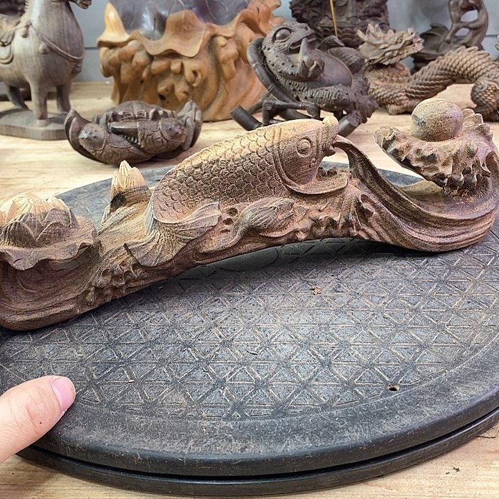 木只****间木雕工艺品