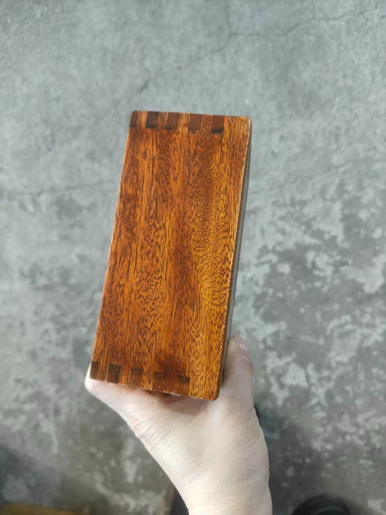 精品摆件闷黄实木盒摆件