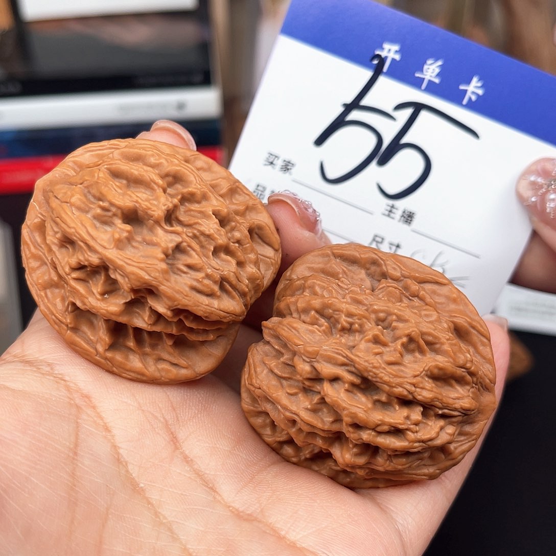 桃核吊坠虎头42+尺寸y