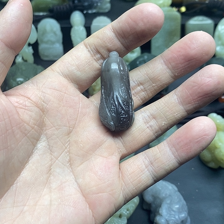 和田玉（糖玉）未镶嵌颈饰