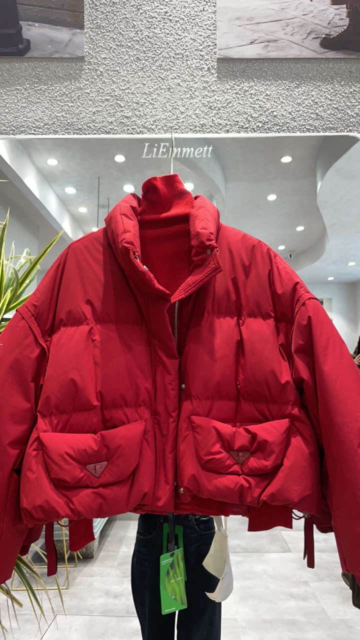 落肩袖短休闲羽绒服