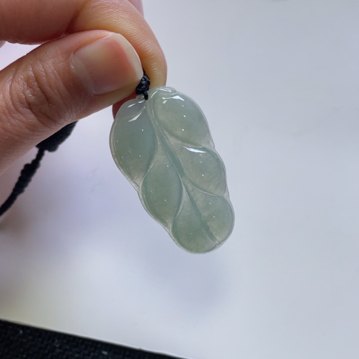 【闪购商品】翡翠颈饰未镶嵌叶子