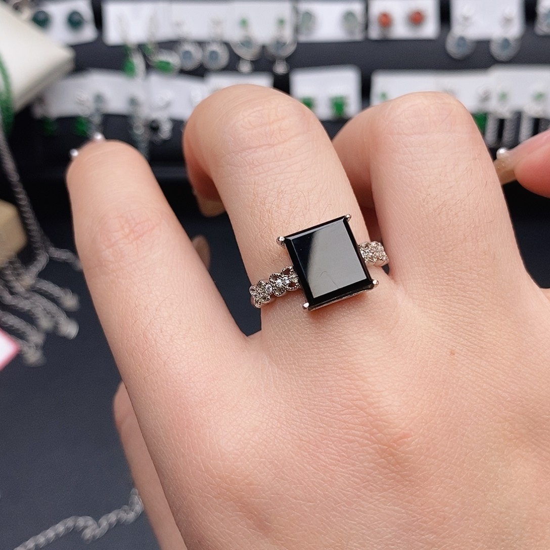 舊***黎翡翠银S925镶嵌戒指