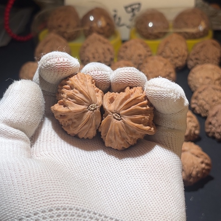 +***把件文玩核桃文玩核桃