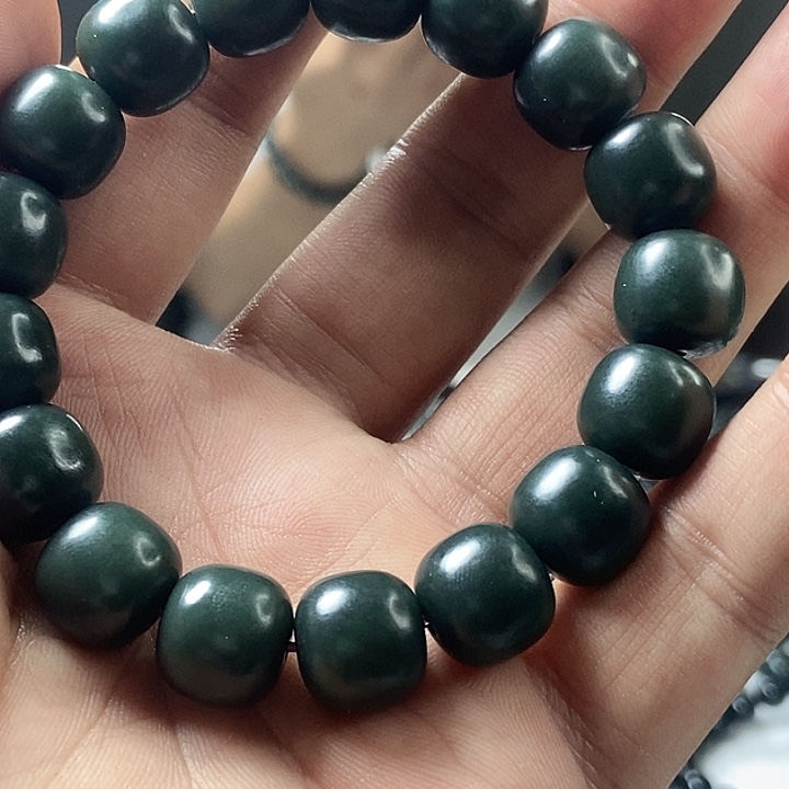 和田玉（青玉）未镶嵌颈饰难*