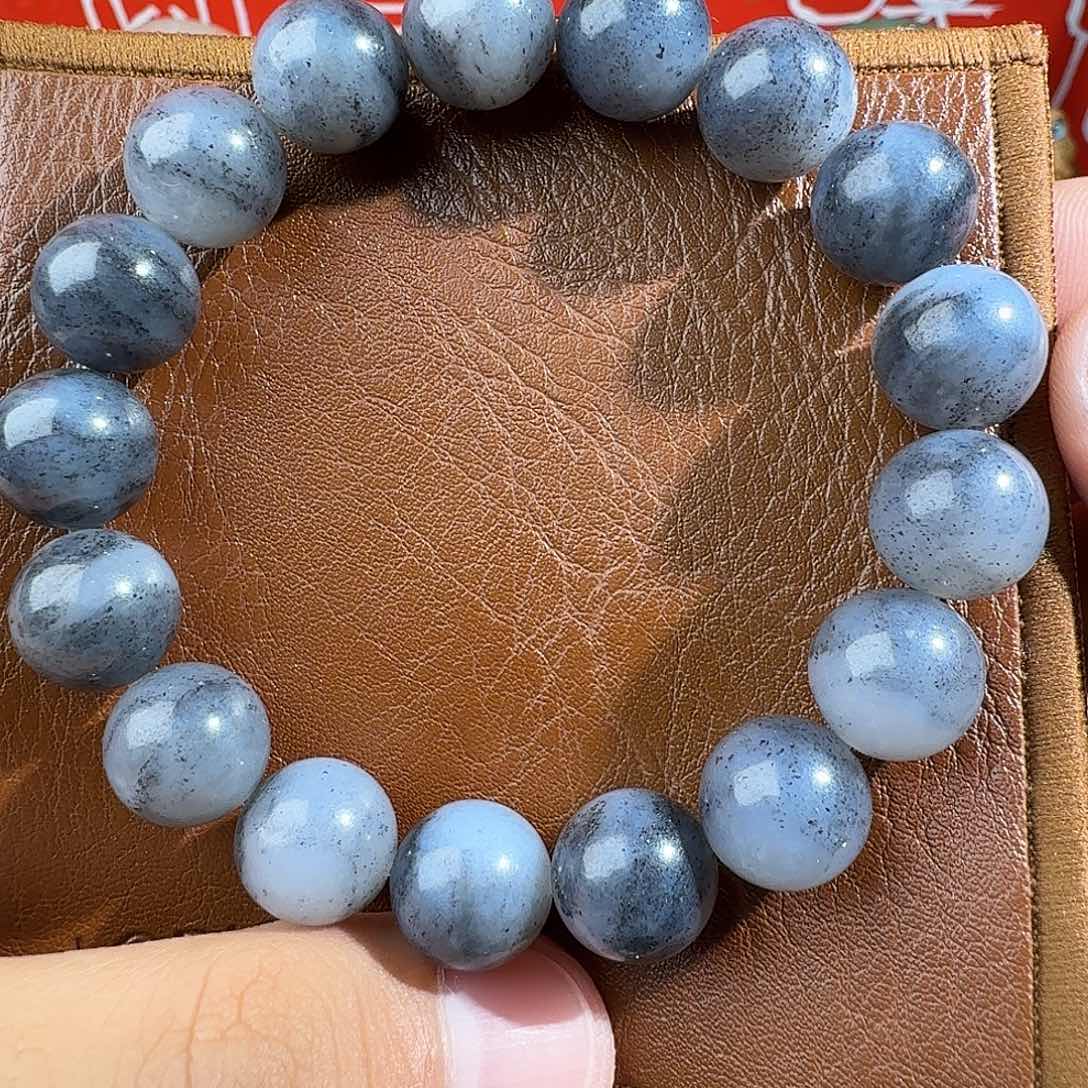 和田玉未镶嵌手串