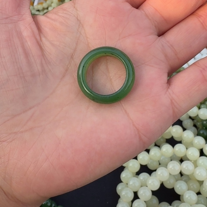 和田玉未镶嵌颈饰16.5大学生