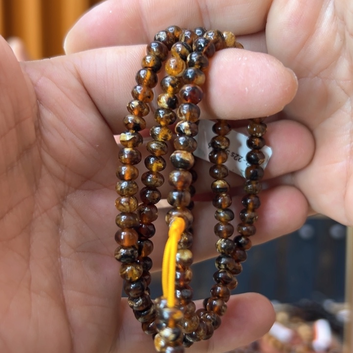 琥珀裸石未镶嵌抚顺3-22