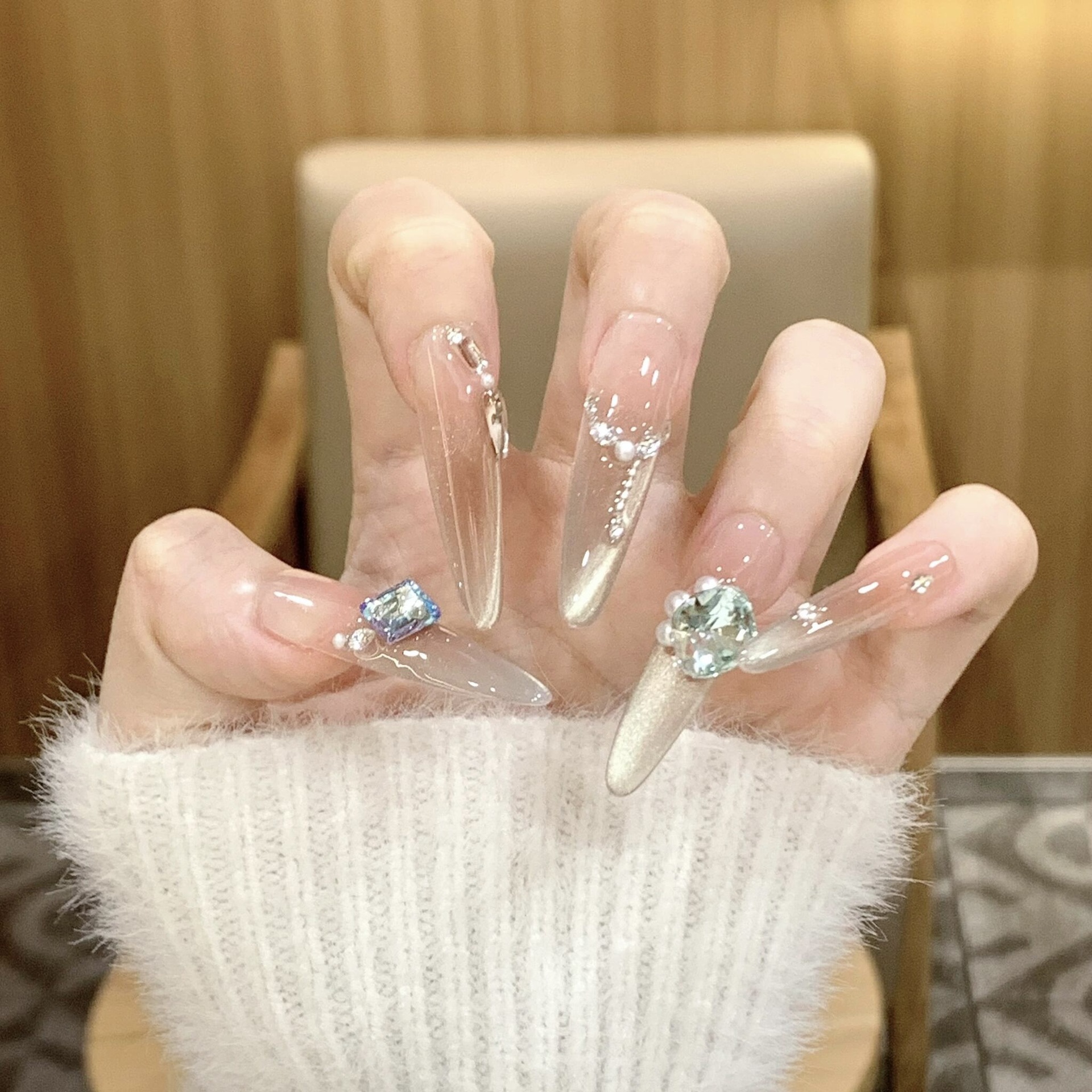 Bunny轻奢穿戴甲【雾岚绘甲】10片手工穿戴甲2026第一名爆闪美甲